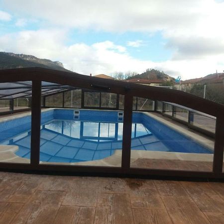Hotel Rural Puerta De Caderechas Терминон Экстерьер фото